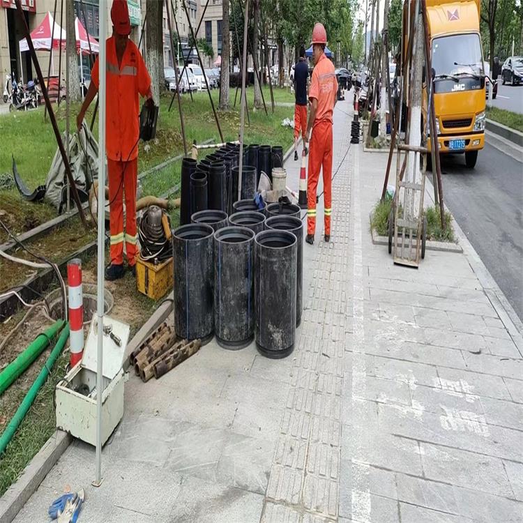 青冈管道短管置换修复