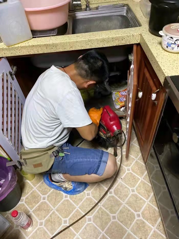 青冈通下水道